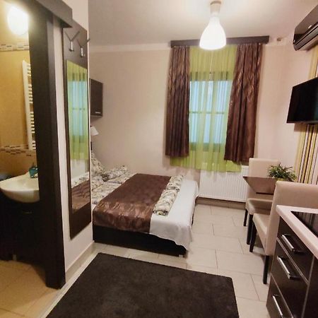 Fashionstreet Corso Apartment Budapeşte Dış mekan fotoğraf